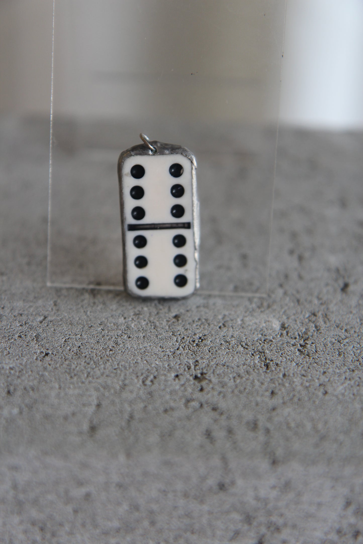 Domino Pendant 012