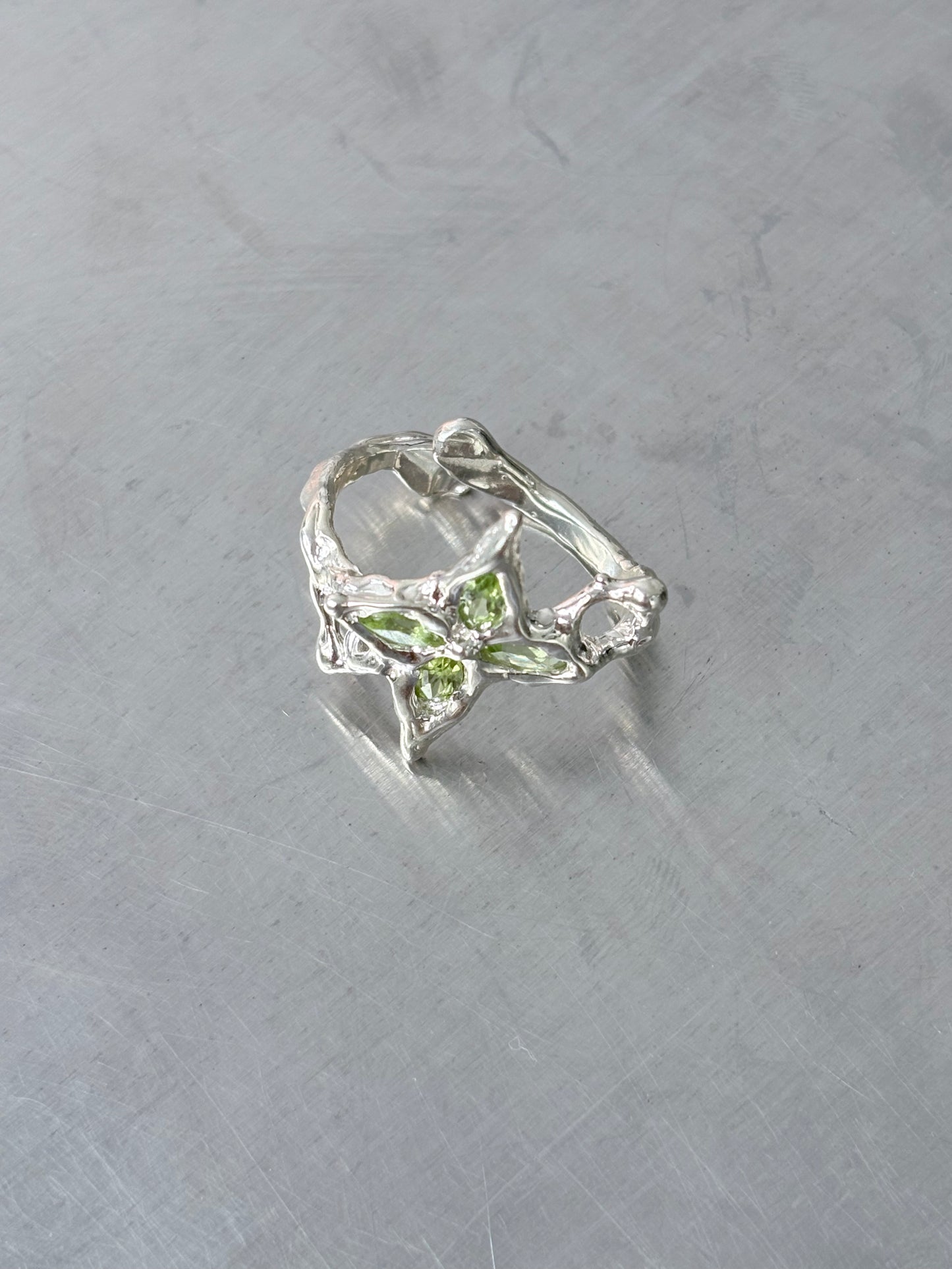 Peridot Quadruple Ring