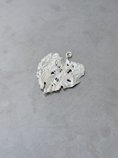 Betel Leaf ((lá trầu)) Charm