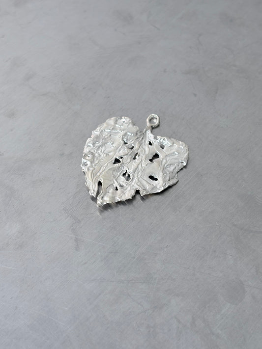 Betel Leaf ((lá trầu)) Charm