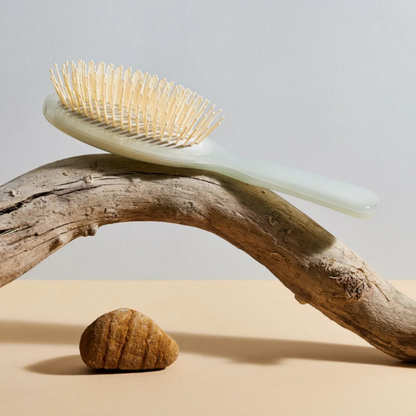 EYE Oval Hair Brush